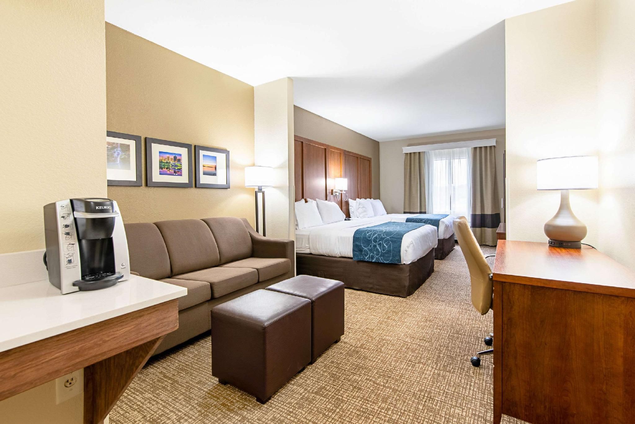 2 Queen Beds, Suite, Nonsmoking, Accessible