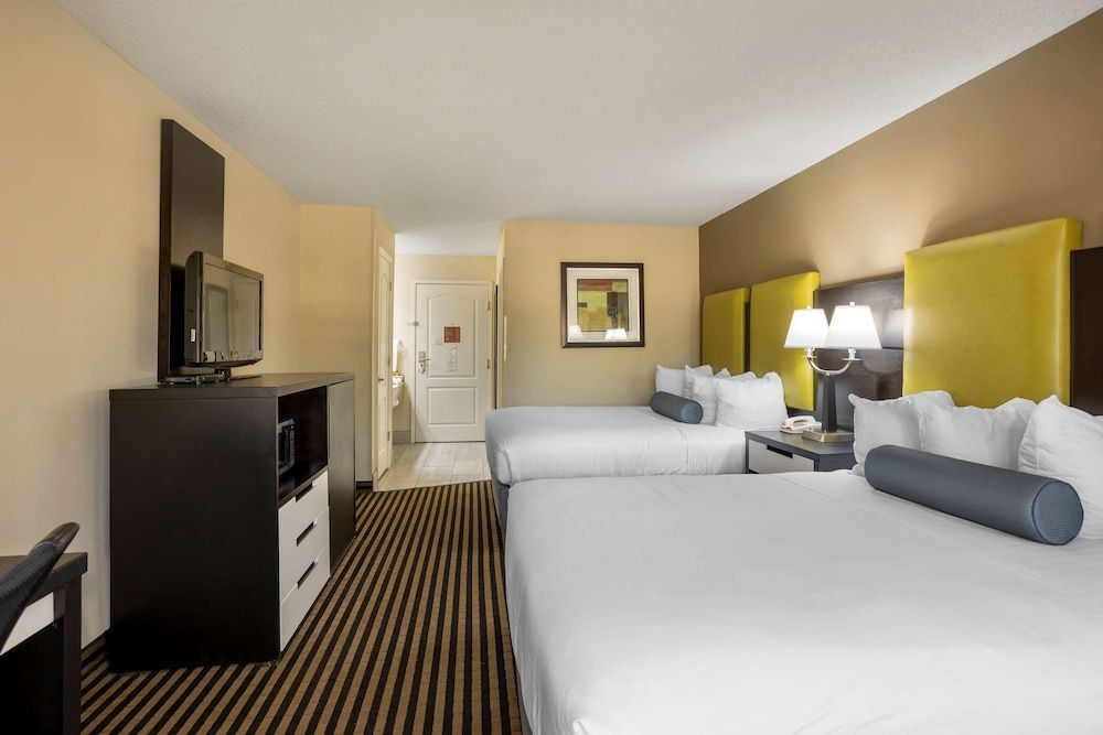 Best Western Plus Searcy Inn Standard Room, 2 Queen Beds, Non Smoking, Refrigerator & Microwave