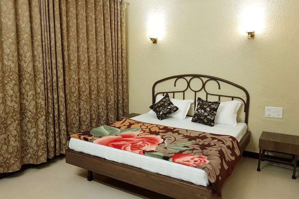 Couple Room Non Ac On ground floor with View