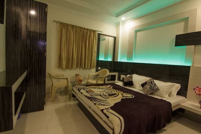 undefined Hotel Vighnaharta Palace 9