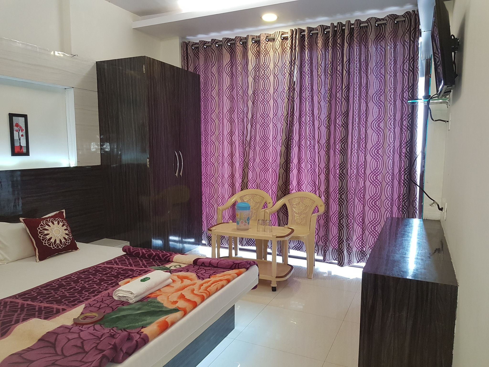 Deluxe Couple Room with Balcony  (NON AC)