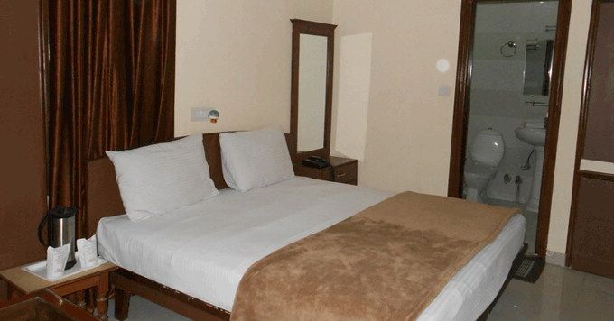 undefined Hotel Grace 5