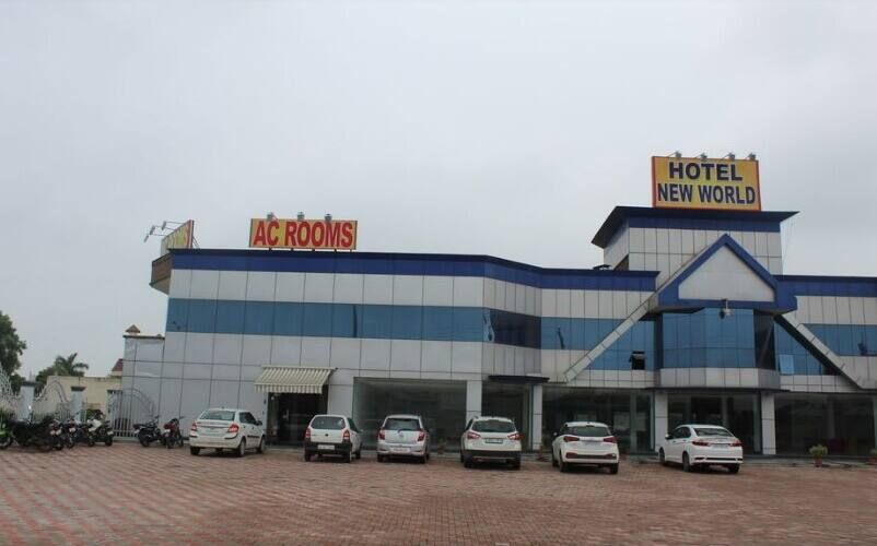 Motel New World