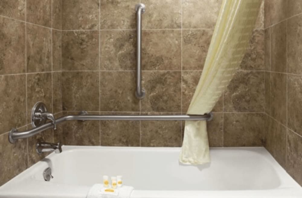 Suite, 2 Twin Beds, Accessible, Smoking (One-Bedroom)
