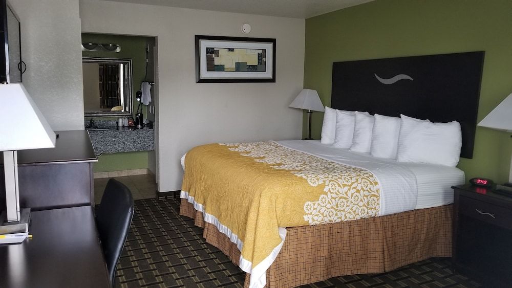 Suite, 2 Bedrooms, Smoking