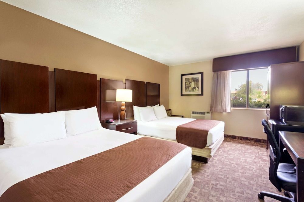 Standard Room, 2 Queen Beds