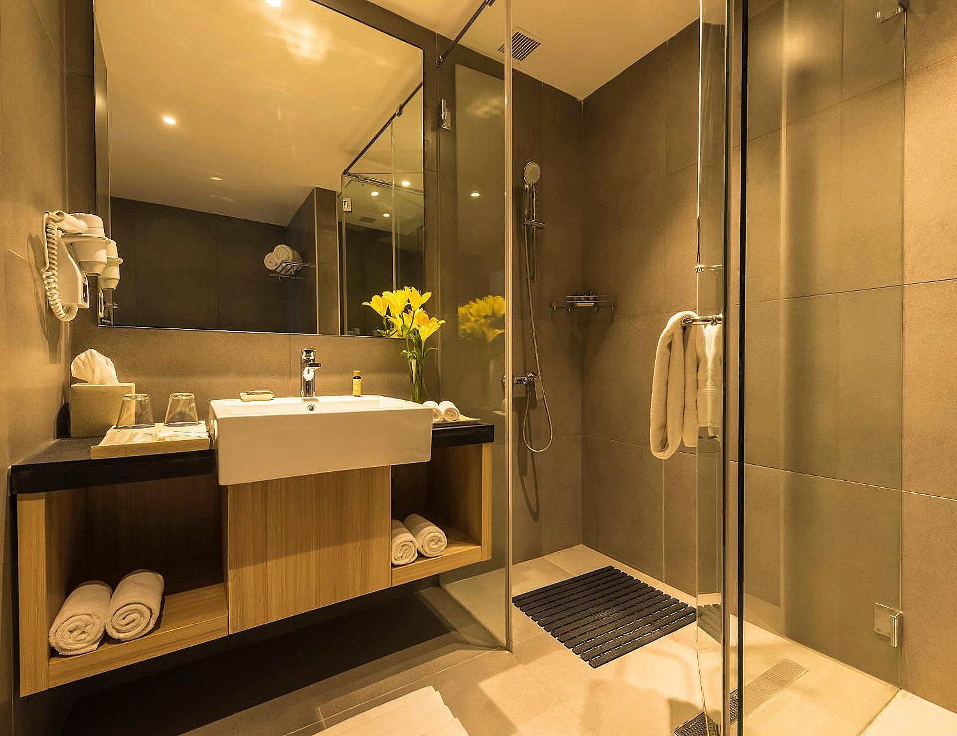 Grand Mercure Mysore Deluxe Room, 1 Double Bed (15% off on F&SB & INR 250 Spa Voucher) 12