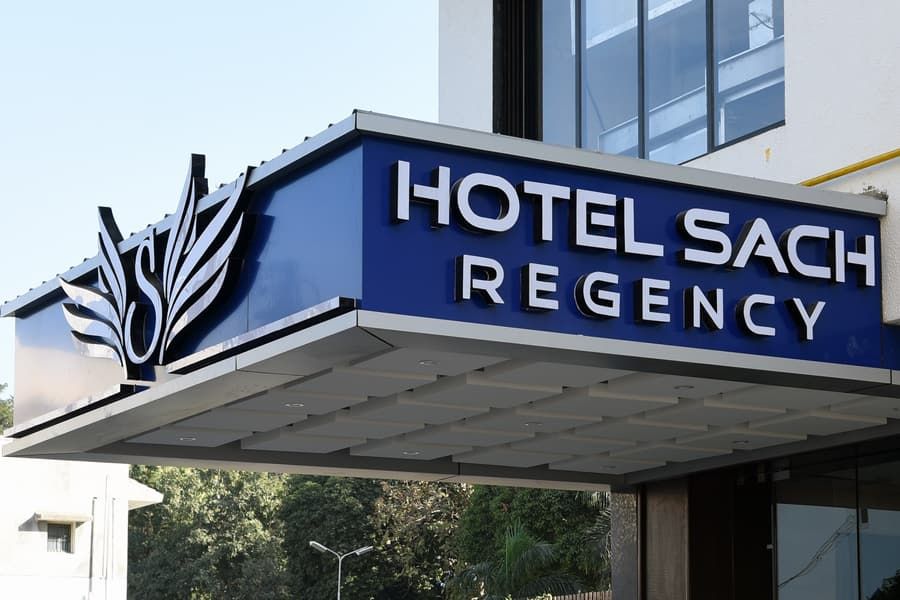 undefined Hotel Sach Regency 6