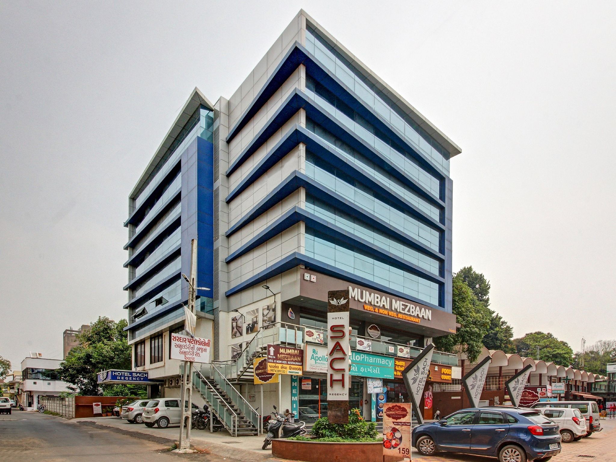 undefined Hotel Sach Regency 9