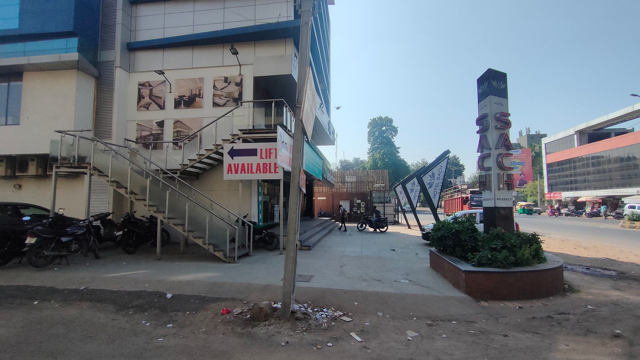 undefined Hotel Sach Regency 8