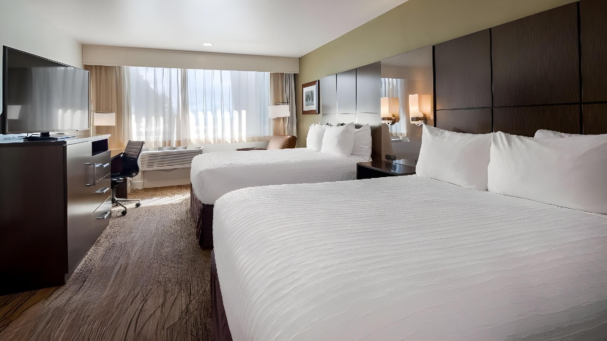 2 queen beds, nonsmoking