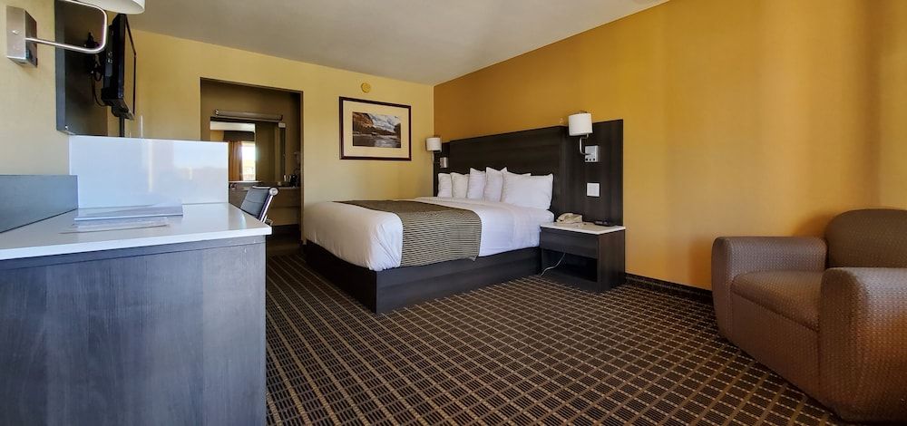 Studio Suite, 1 King Bed, Non Smoking