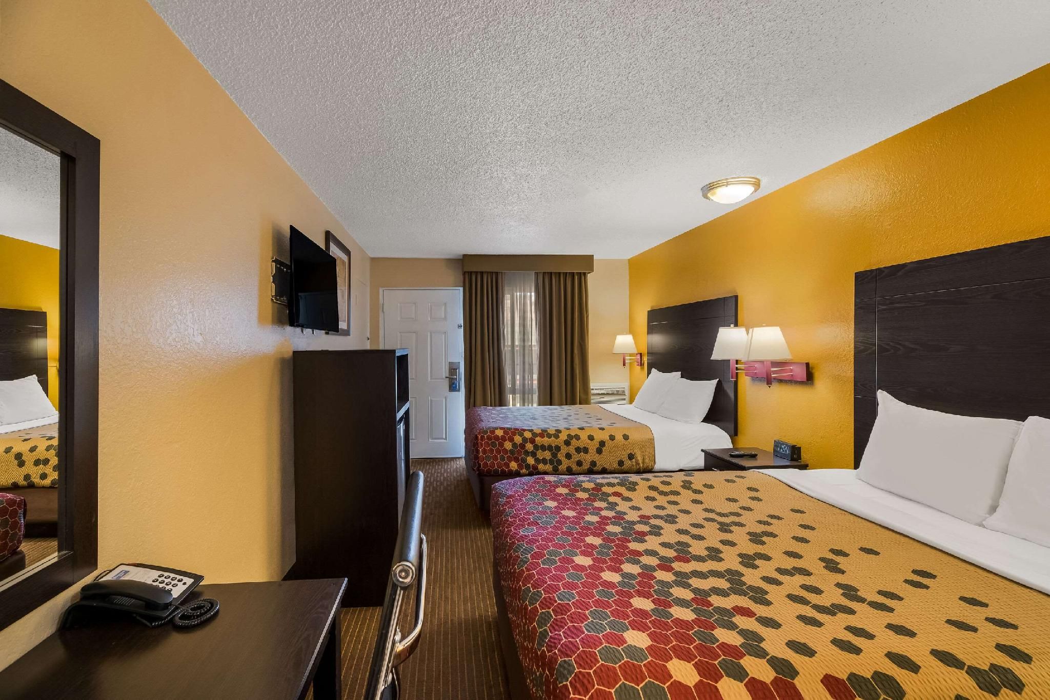2 Double Beds, Non Smoking