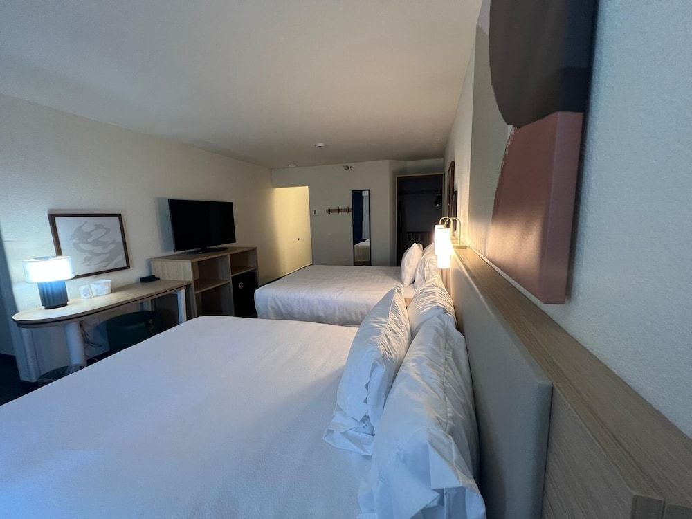 Room, 2 Queen Beds