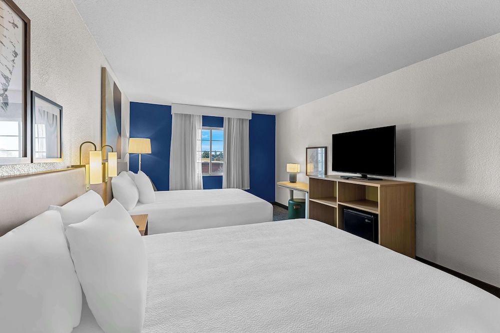 Room, 2 Queen Beds