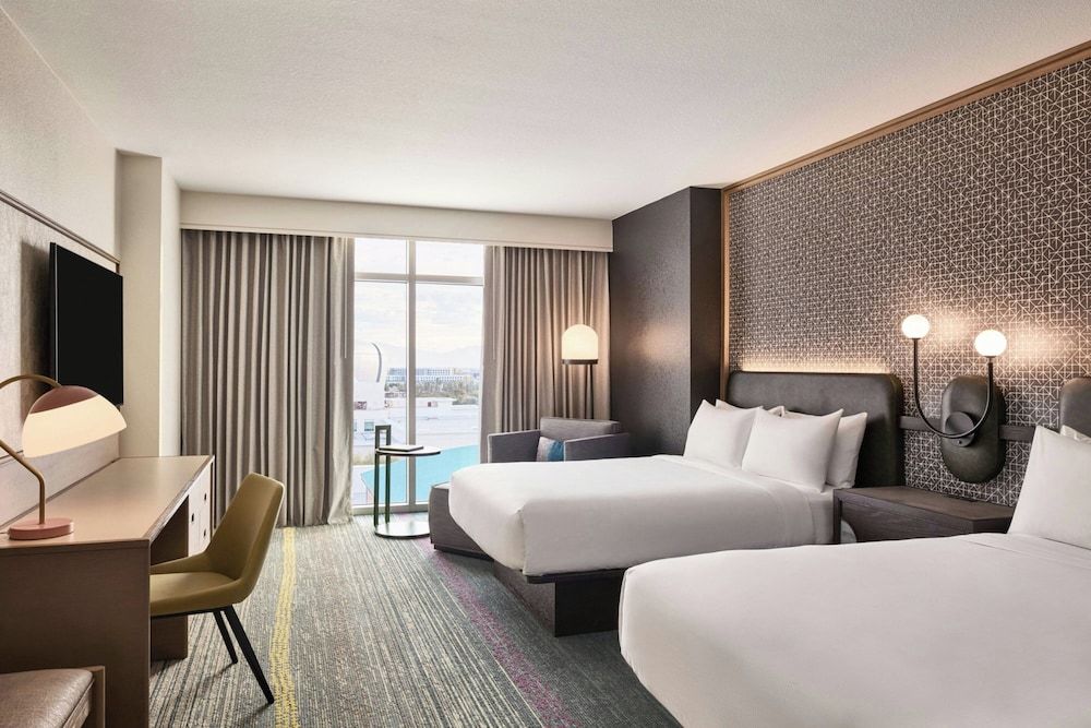 Room, 2 Queen Beds, Non Smoking