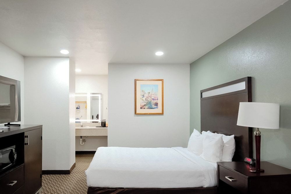 Room, 1 Queen Bed, Non Smoking