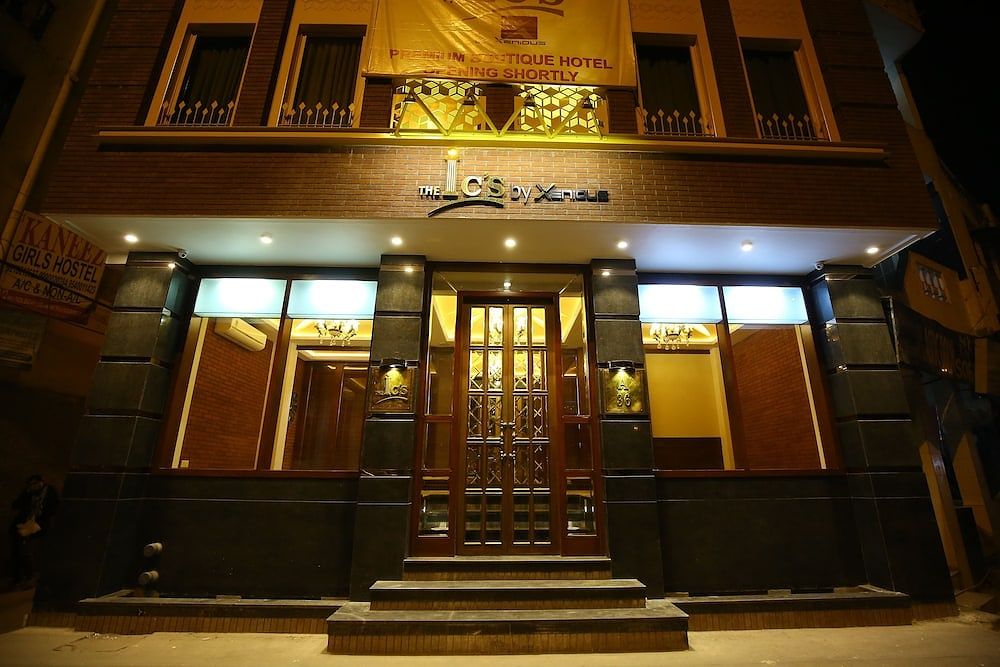 undefined The IC's Hotel 6