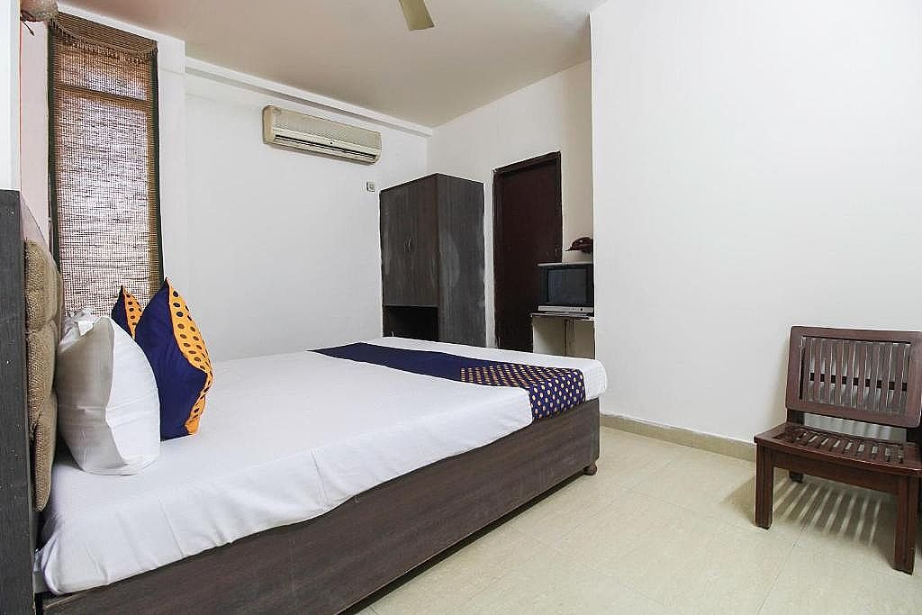 Hotel Viren Pacific Non AC Double Bed Room 3