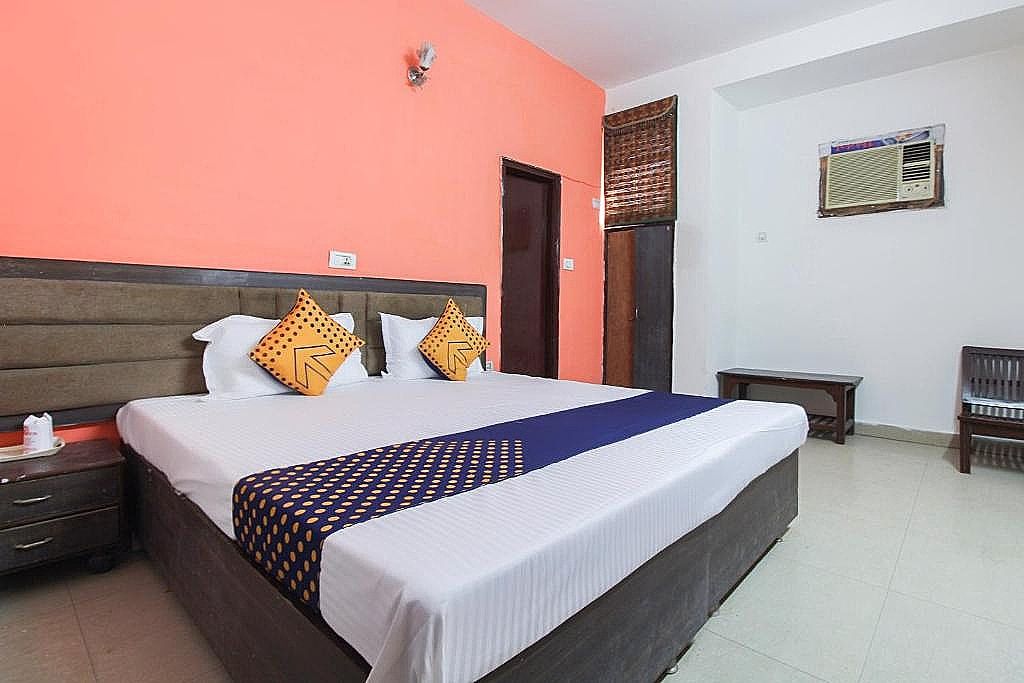 Hotel Viren Pacific Non AC Double Bed Room 4