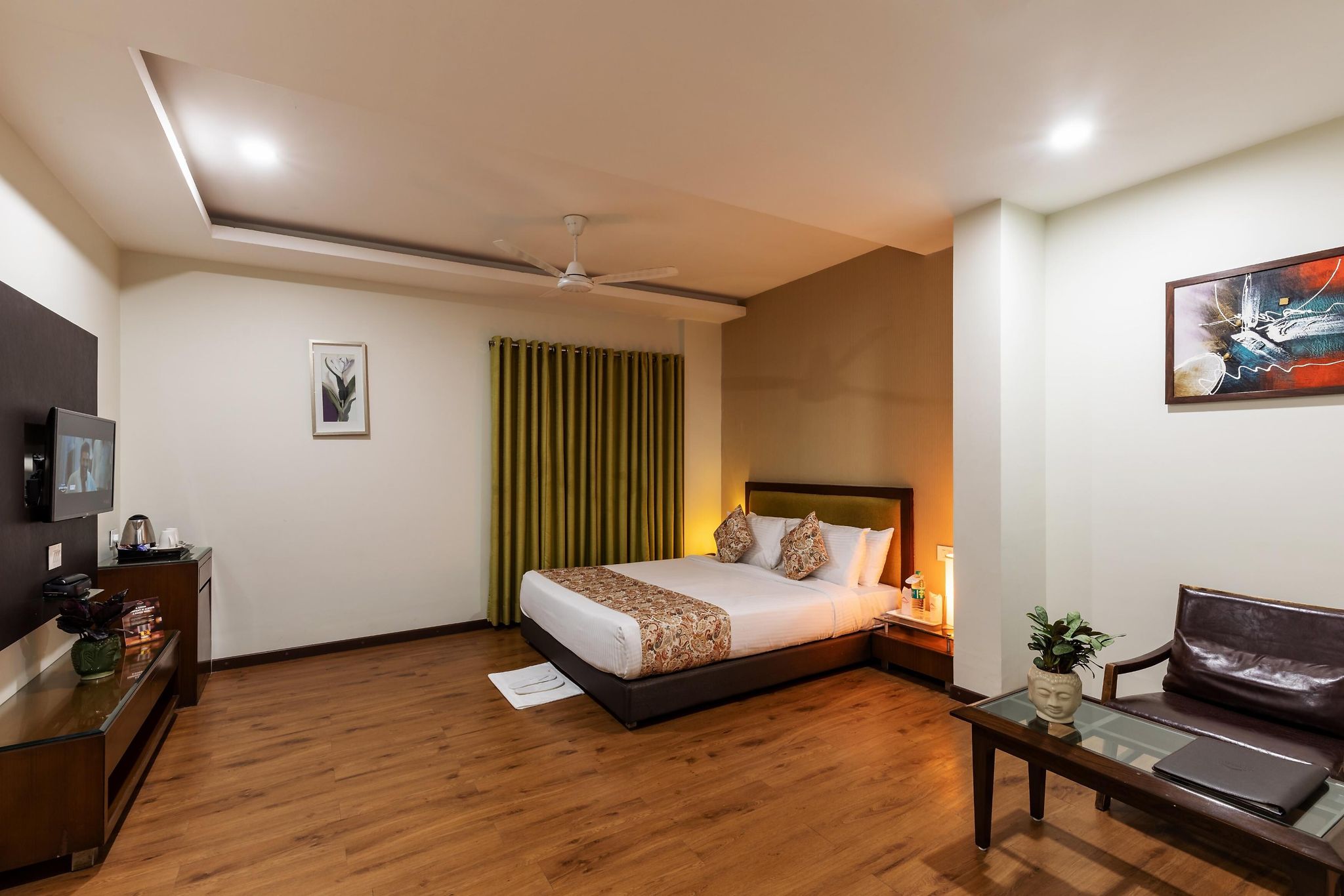 Executive Room
