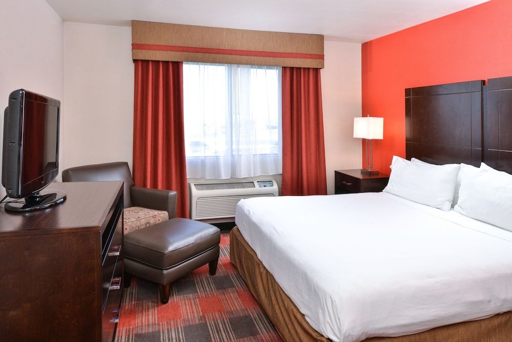 Standard Room, 1 King Bed