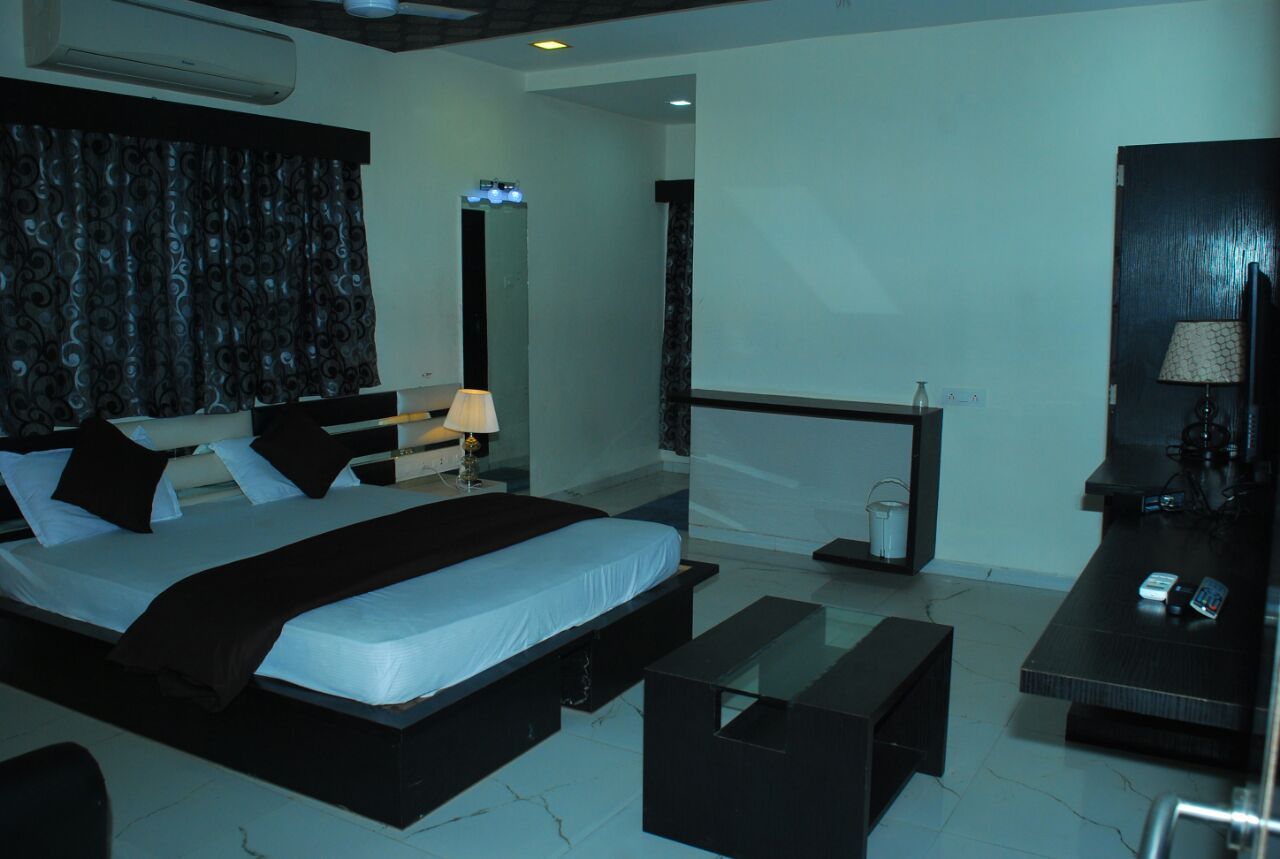 undefined Hotel Kalash Mandvi 8