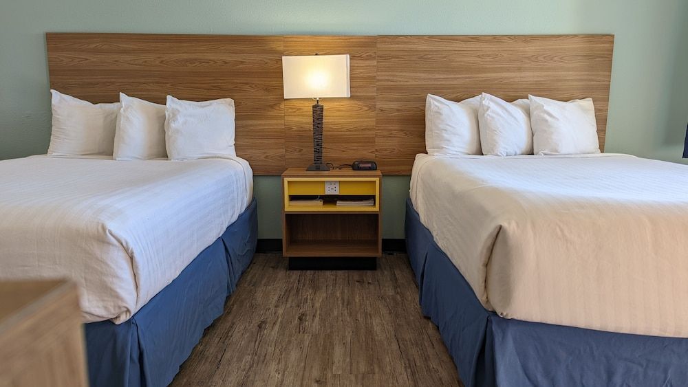 Room, 2 Double Beds, Non Smoking (Pet Friendly)