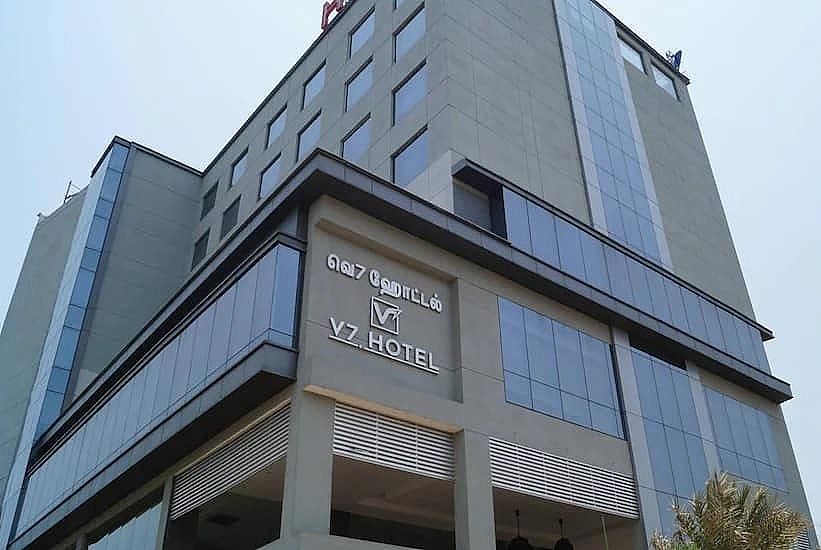 undefined V7 Hotel