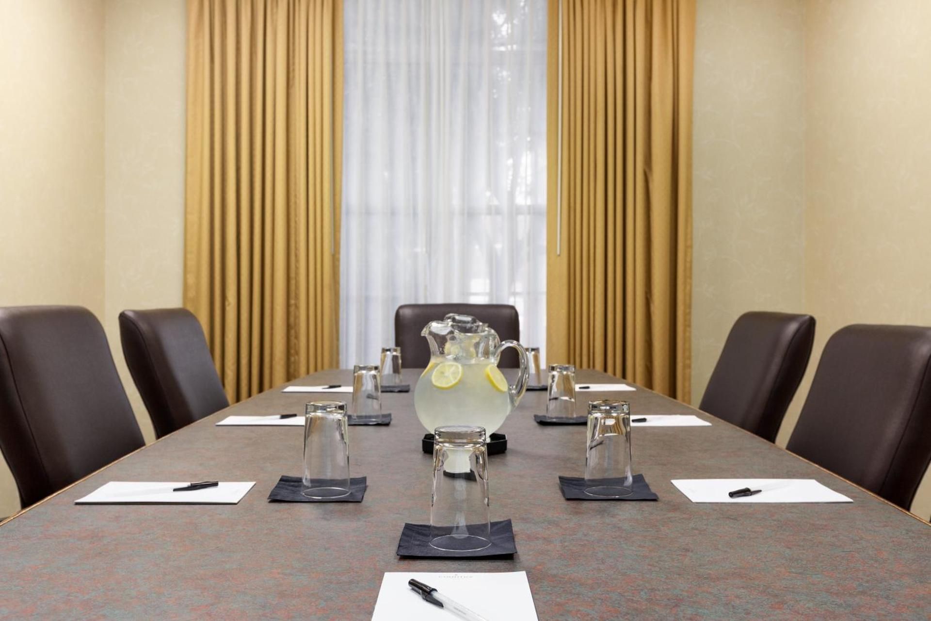 meeting room / ballrooms