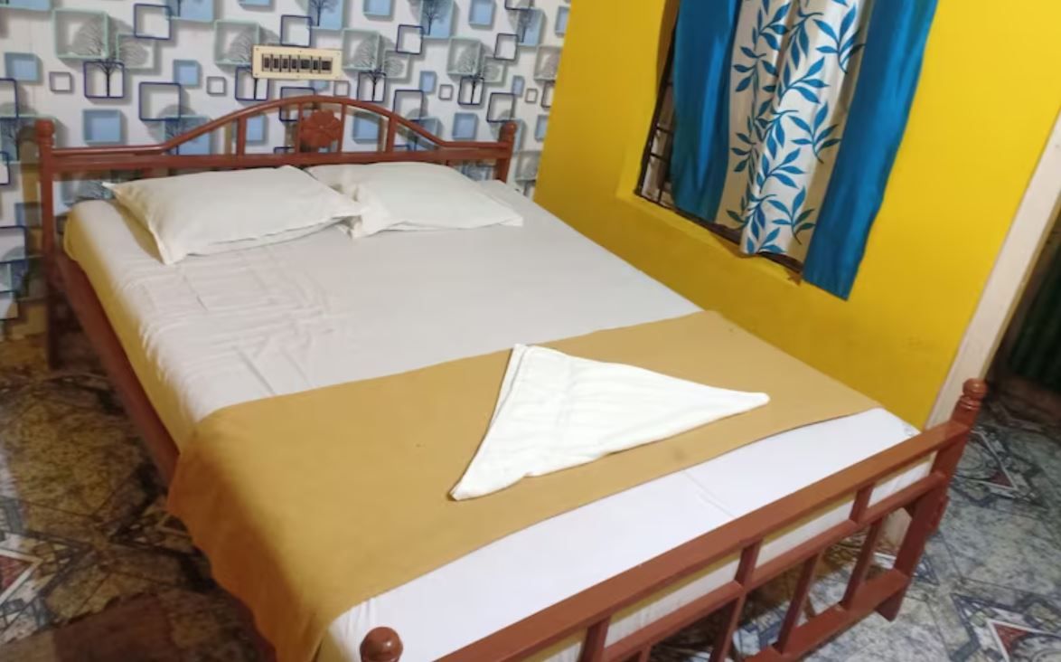 Yelagiri Residency Standard Room with Fan 2