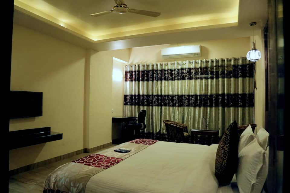 Hotel Mittal Paradise Executive Deluxe Room - Paradise 2