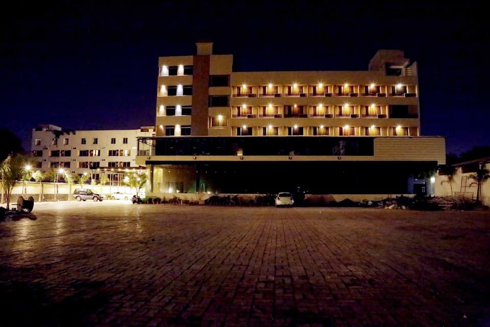 undefined Hotel Mittal Avenue & Paradise