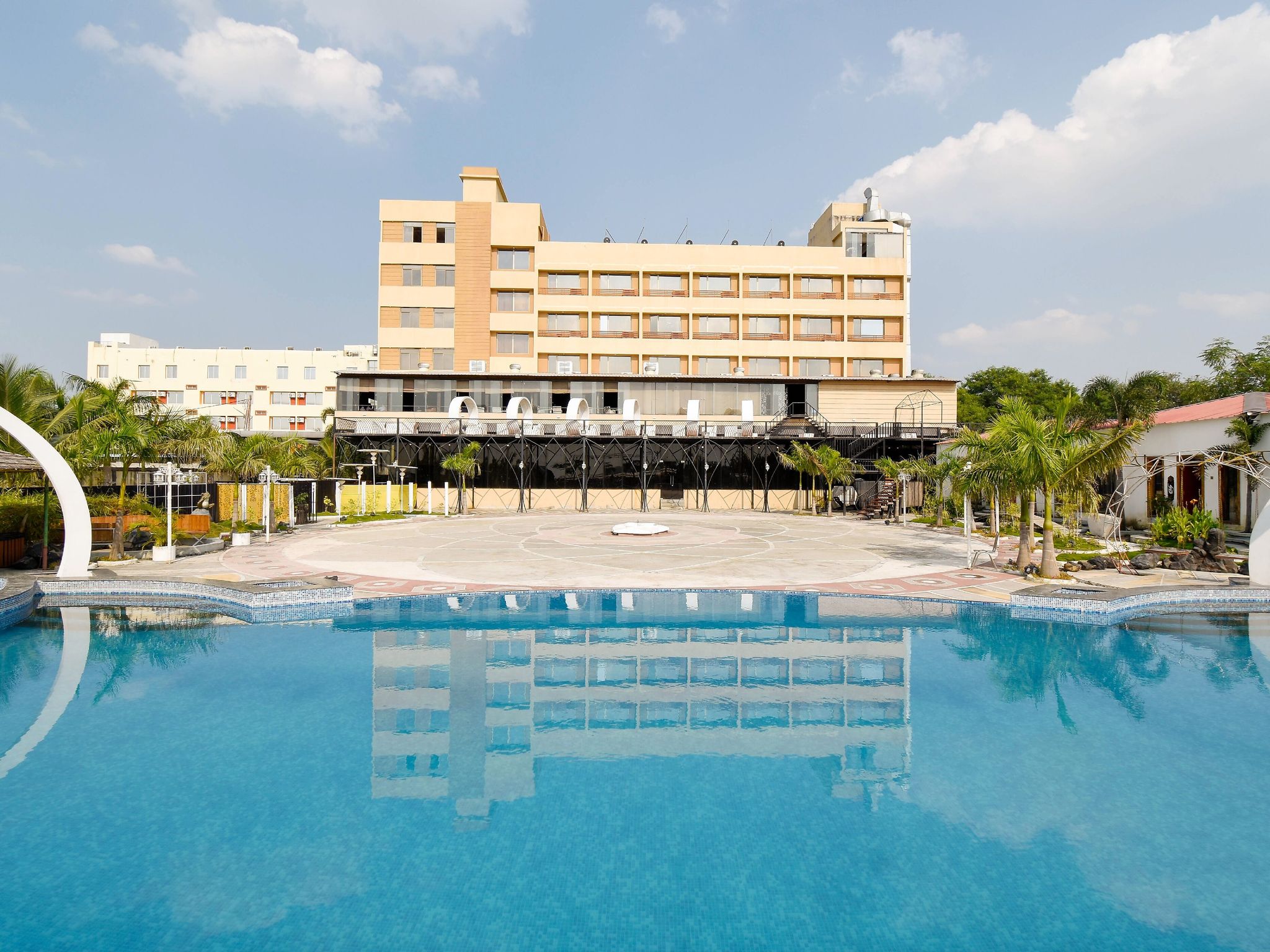 undefined Hotel Mittal Avenue & Paradise 5