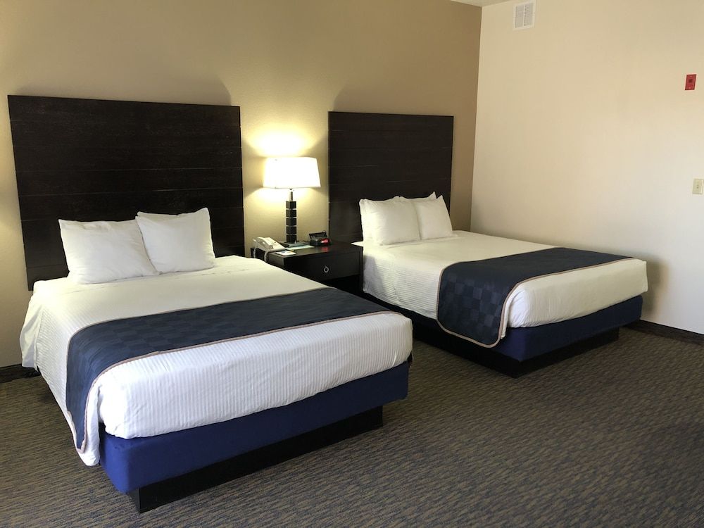 undefined Days Inn & Suites by Wyndham Page Lake Powell 7