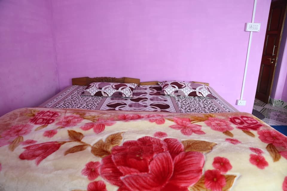 Deluxe Double Bedroom