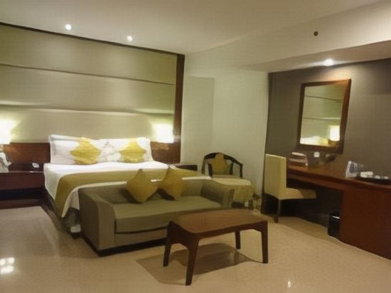 Club Room