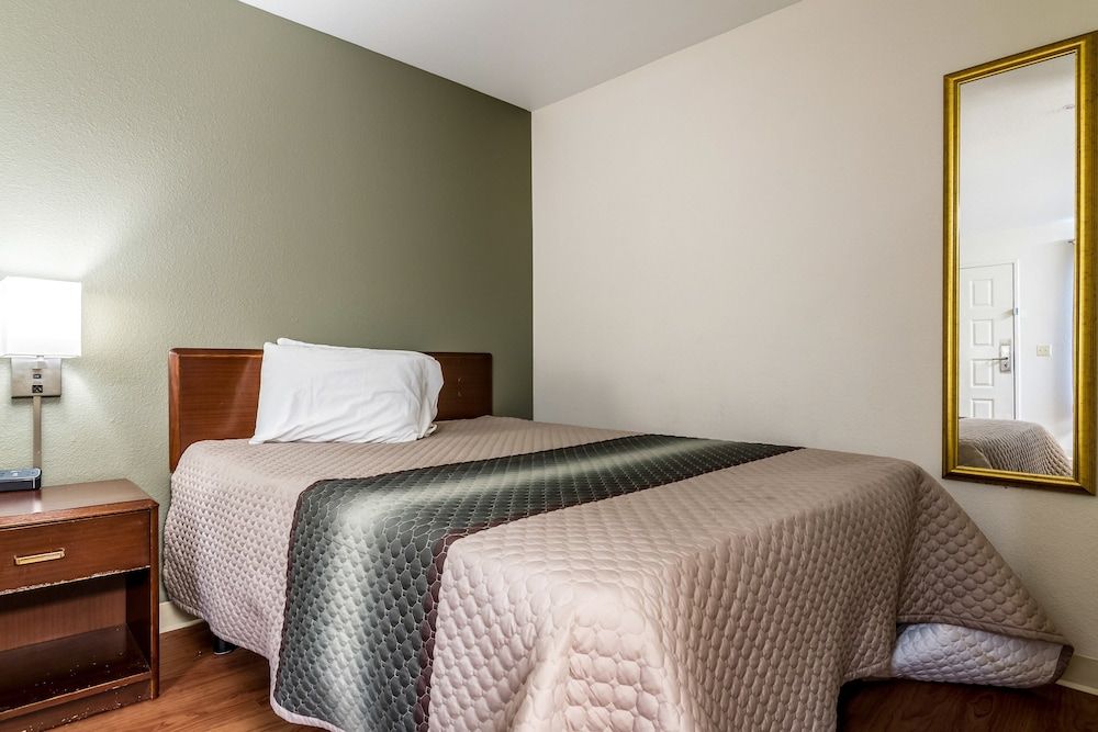Studio, 1 Queen Bed, Non Smoking