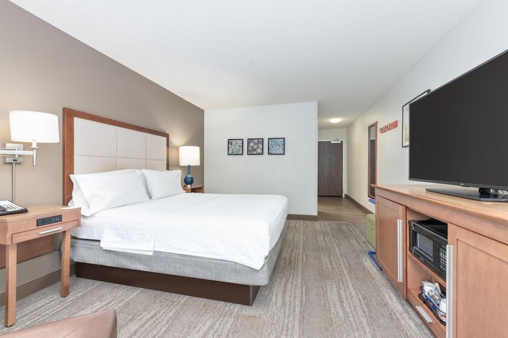 Hampton Inn Phoenix-Midtown-Downtown Area One King Bed, Non-Smoking 5