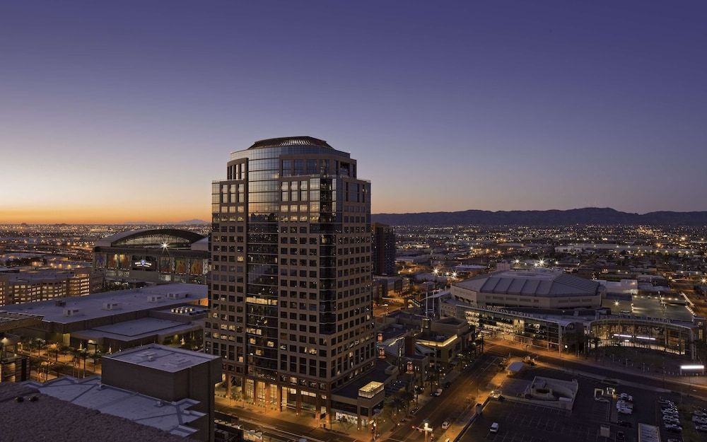 undefined Hyatt Regency Phoenix 8