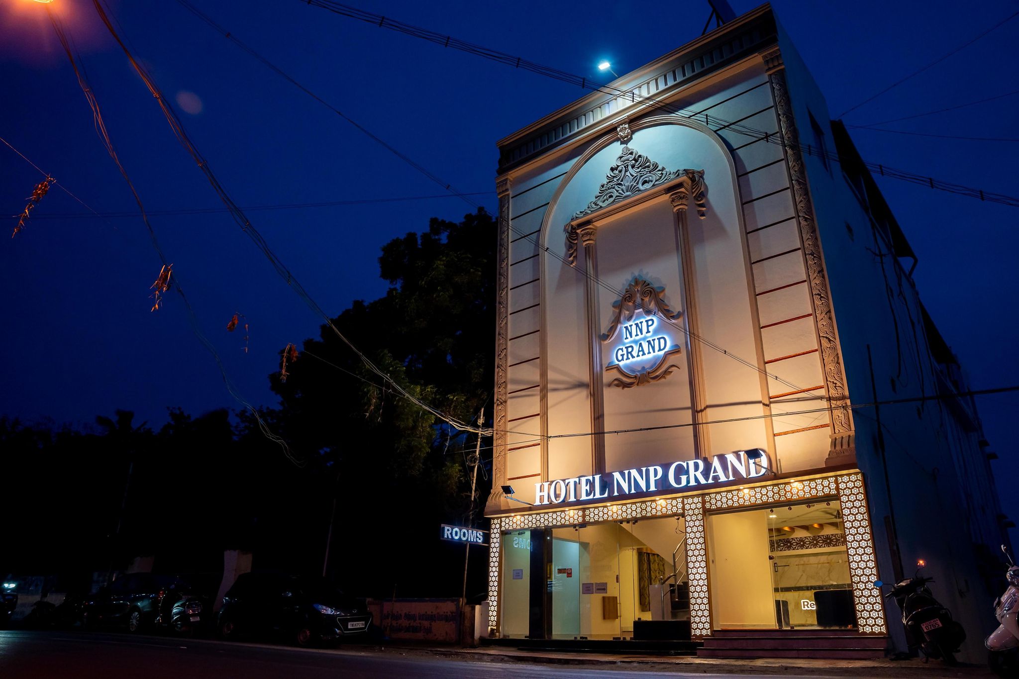 Hotel NNP Grand