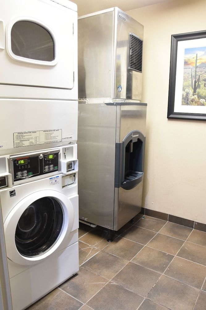 undefined Sleep Inn Phoenix Sky Harbor Airport 10