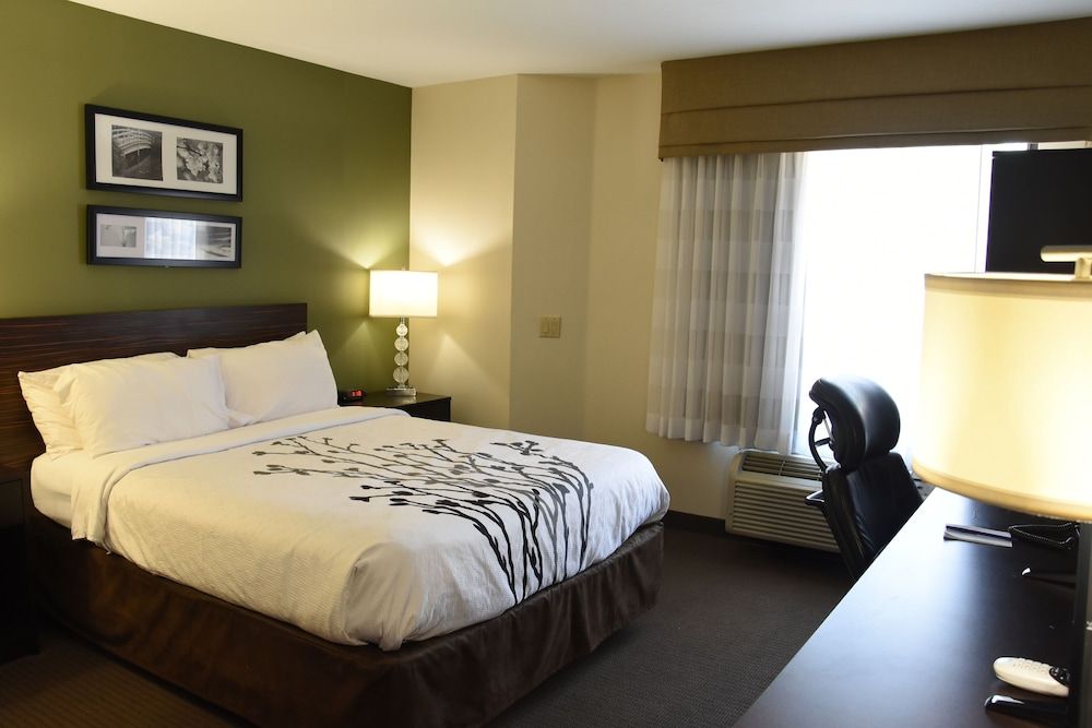 undefined Sleep Inn Phoenix Sky Harbor Airport 5