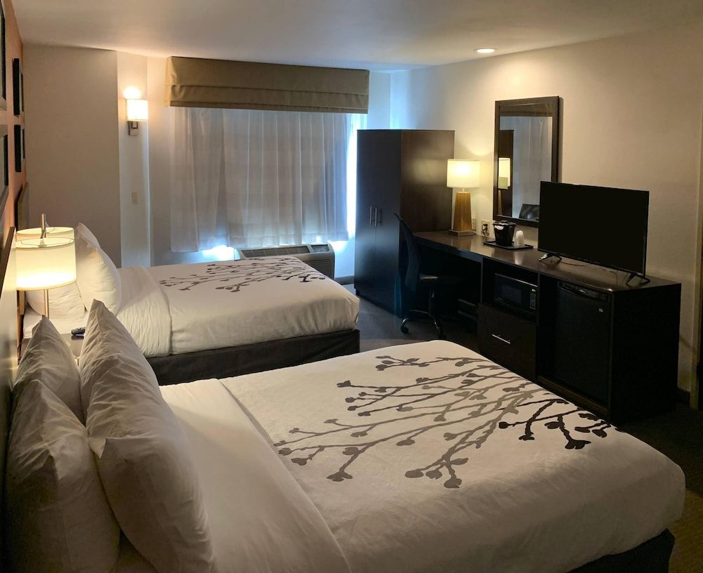Sleep Inn Phoenix North I-17 Standard Room, 2 Double Beds, Accessible, Non Smoking 5