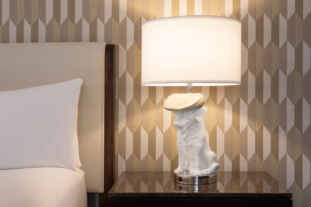 Renaissance Phoenix Downtown Junior Suite, 1 King Bed, Non Smoking 2