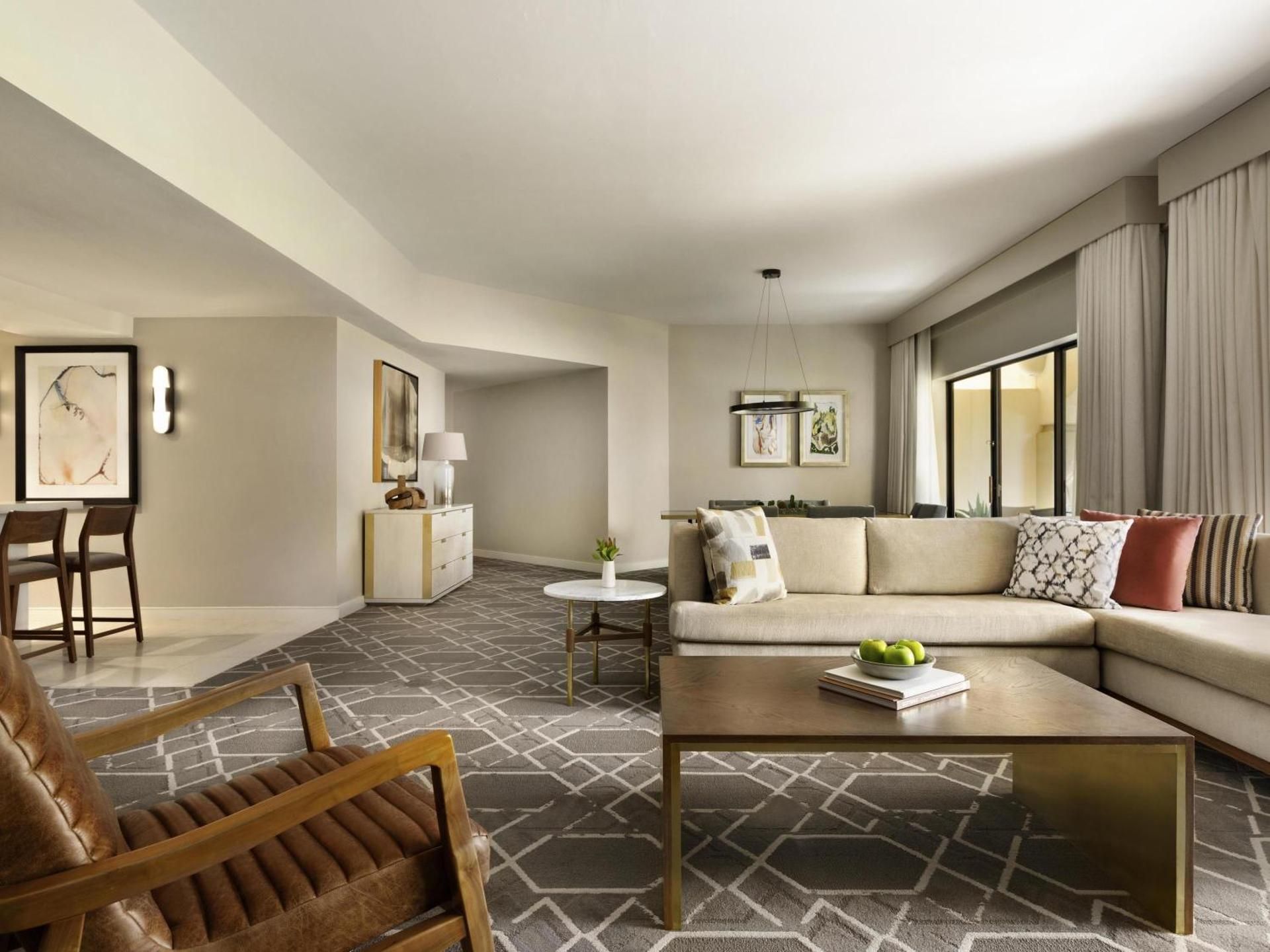 One-Bedroom Princess Suite
