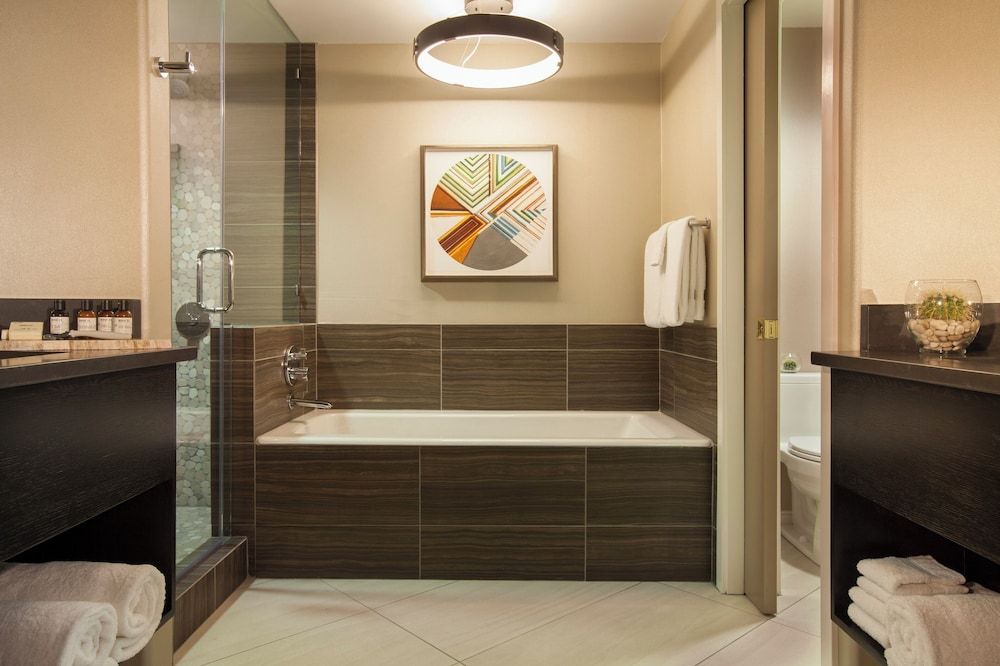 Sunset Beach 1 Bedroom Suite 1 King-1077sf 100sm Patio or balcony, pool view, oversized shower