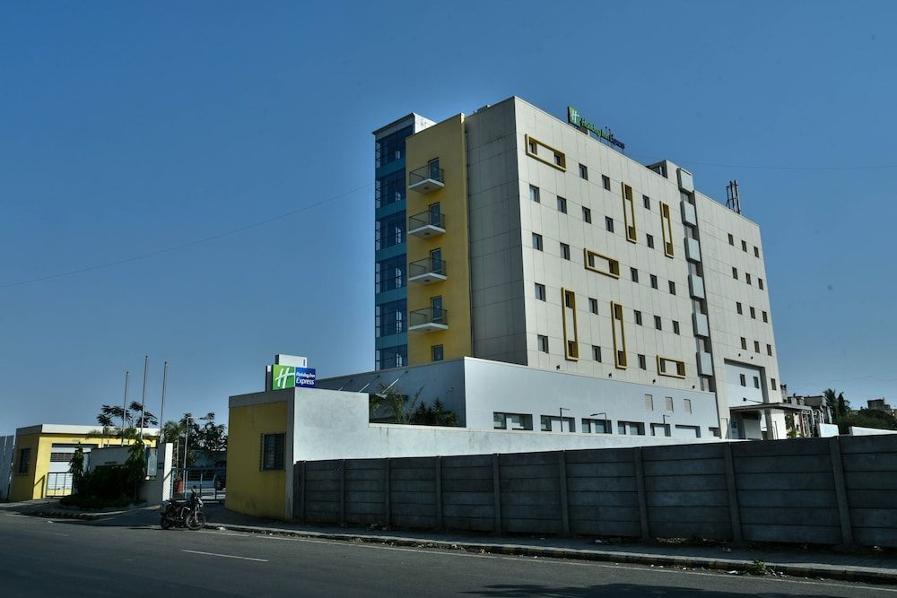 undefined Holiday Inn Express Nashik Indira Nagar, an IHG Hotel 7