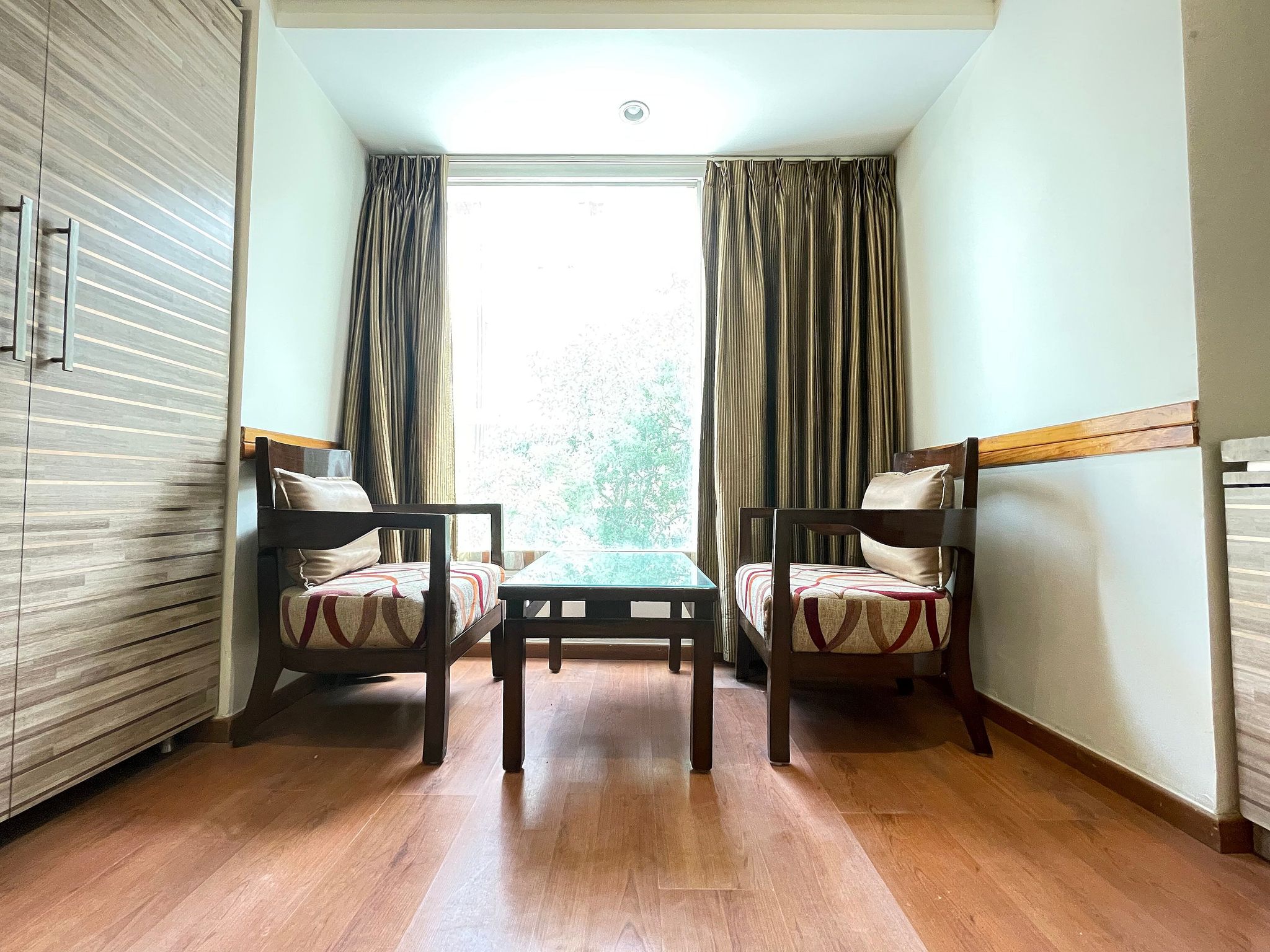 Surasena Regal Vista Agra Deluxe King Room 14