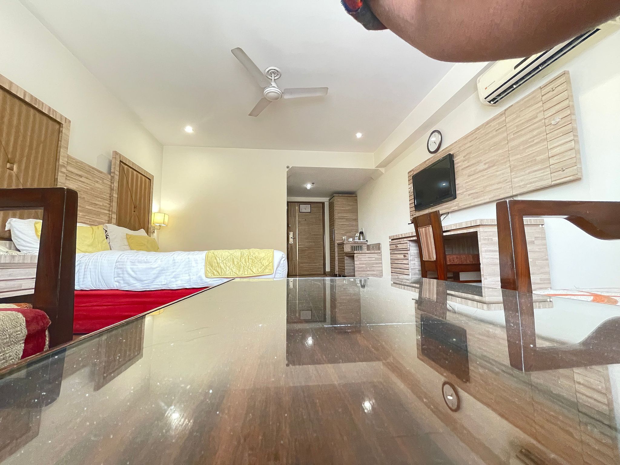 Surasena Regal Vista Agra Deluxe King Room 18